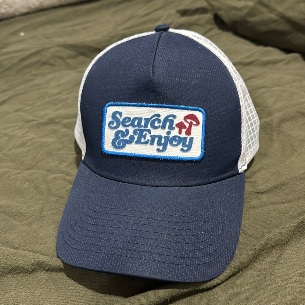 Urban outfitters Nixon hat BRAND NEW NEVER WORN